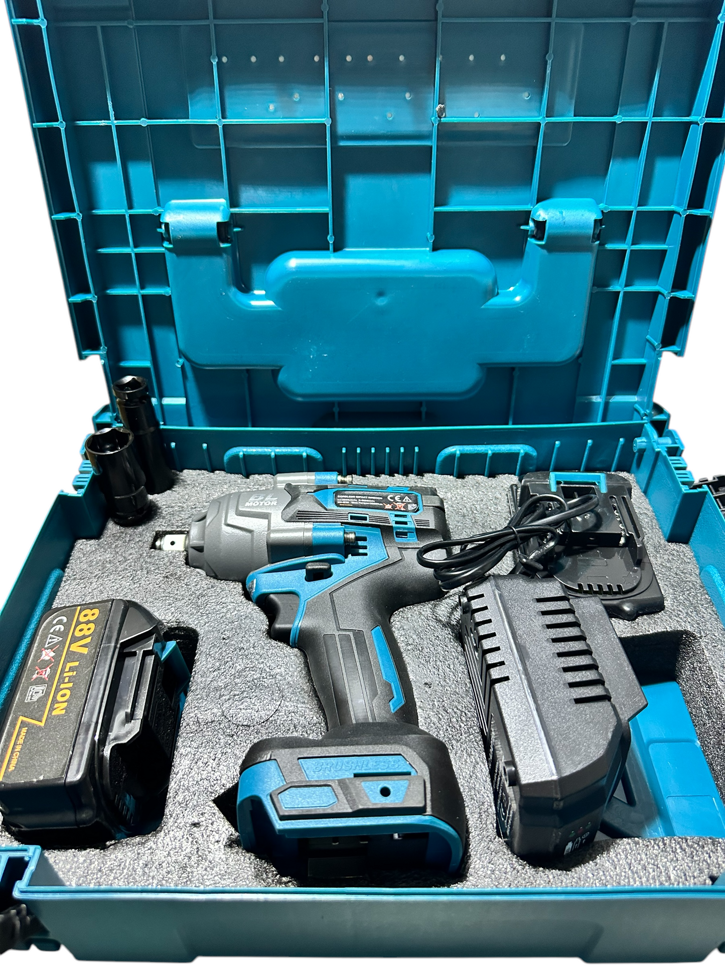 Avvitatore a Impulsi Cordless 88V - Potente e Senza Fili!